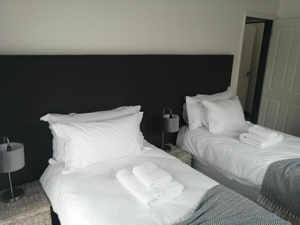 Waterfront Estate Self Catering F10 Apartment Swakopmund Bagian luar foto